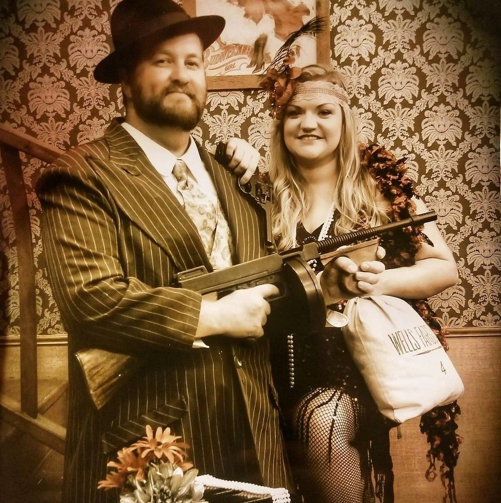 Meet your Posher, Curtis n